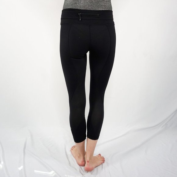 LULULEMON x SOULCYCLE Black Capri Leggings - Picture 4 of 7